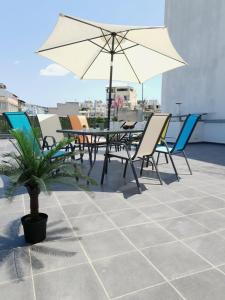 Balkón alebo terasa v ubytovaní Spacious 110m2 2bedrooms 2bathrooms Center Athens