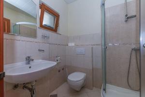 Koupelna v ubytování Apartments Ljiljana