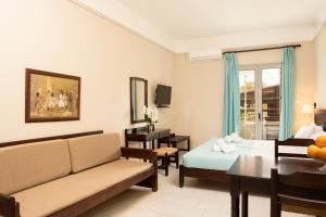 Gallery image of Talos Hotel Apartments in Kato Daratso