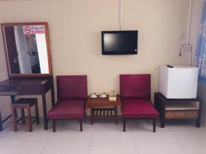 Gallery image of Nett Hotel in Lop Buri