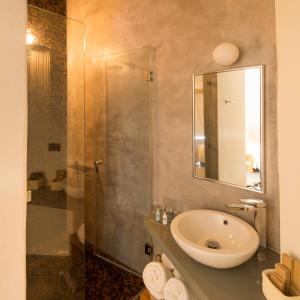 Ένα μπάνιο στο Avaton Resort And Spa 