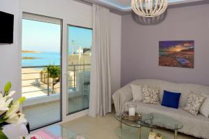 Posedenie v ubytovaní Meltemi Beach Apartments