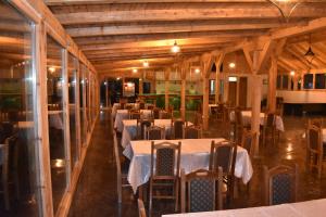 Restaurace v ubytování TARA INN Resort