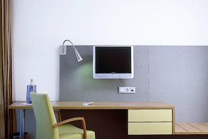 Afbeelding uit fotogalerij van Overnight Tagungshotel im ABZ in Kerpen +7 foto's