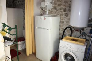 Kuhinja ili čajna kuhinja u objektu gîte jaune Ardèche L'Avventura