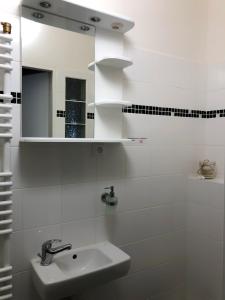 Phòng tắm tại Hotel Gregor