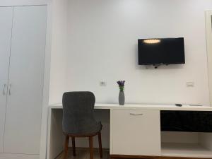 TV a/nebo společenská místnost v ubytování Hotel Jurgen