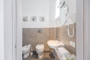 Vannituba majutusasutuses Biancorèroma B&B