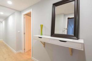 Zdjęcie z galerii obiektu Apartamento moderno en pleno centro de Castellón. w mieście Castellón de la Plana