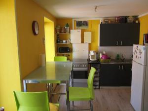 Dapur atau dapur kecil di Espace Grenouillit Le Puy en Velay