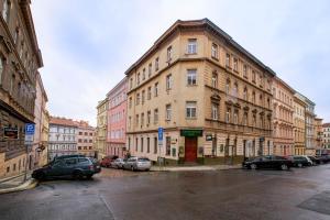 Budova, v ktorej sa apartmán nachádza