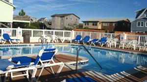 Der Swimmingpool an oder in der Nähe von Hatteras Island Inn