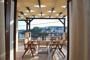 Gallery image of Esperides Maisonettes in Votsi