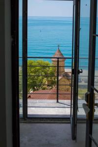 Vista generica sul mare o vista sul mare dall'interno dell'hotel