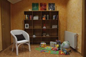 Biblioteka w domu wakacyjnym