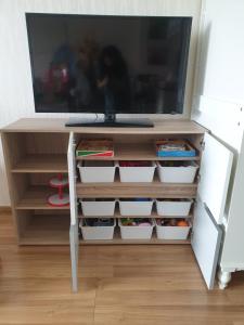 TV a/nebo společenská místnost v ubytování My Resort Huahin C605