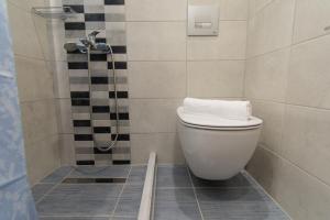 Koupelna v ubytování Skalidis Apartments Stalis