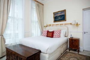 Легло или легла в стая в Veeve - Ships of Sloane Square