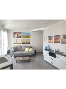 A seating area at Island Apartment Porto Cesareo
