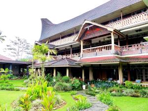 Afbeelding uit fotogalerij van Toraja Torsina Hotel in Rantepao