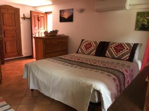 Posteľ alebo postele v izbe v ubytovaní la maison du pont mont blanc