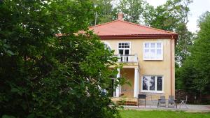 Budova, kde se the country house nachází + 18 fotografií