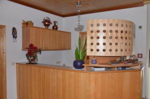 Kuchnia lub aneks kuchenny w obiekcie Hotel Garni Sport Sonneck