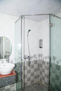 Ванная комната в THAO LIEN HOTEL