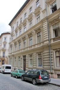 Budova, v ktorej sa apartmán nachádza
