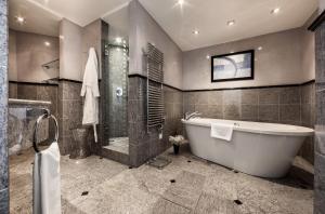 Baðherbergi á Hotel Eden Roc - The Leading Hotels of the World