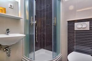 Koupelna v ubytování Apartmani Nikola