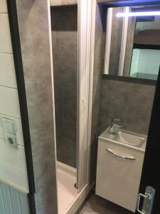 Gallery image of le studio in Boufflers +8 photos