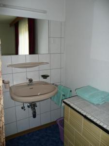 Łazienka w obiekcie Haus Wechner
