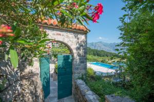 Swimmingpoolen hos eller tæt på Villa Casa Nostra - Kotor