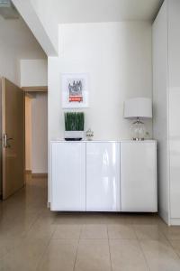 Cucina o angolo cottura di The Corner Suite in Historical Center