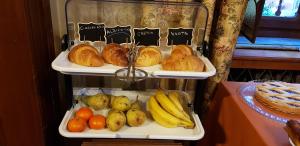 Jedlo v ubytovaní bed & breakfast alebo blízkom okolí