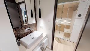 Koupelna v ubytování White Pearl Apartment 1.04