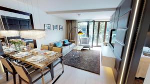 Posezení v ubytování White Pearl Apartment 2.02