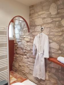 Ένα μπάνιο στο Les Néfliers chambre d'hôtes