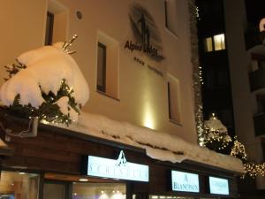 Alpine Lodge v zimě