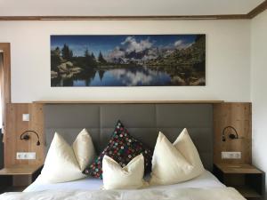 Postel nebo postele na pokoji v ubytování Haus Katharina