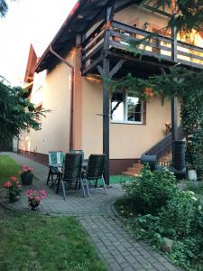 Vonkajšia záhrada v ubytovaní Apartament u Gabi