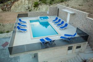 Imagen de la galería de Apartments Pušić, en Omiš