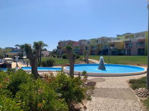 Gallery image of Apartamento Orada HotTub Billiard & Pool view in Albufeira