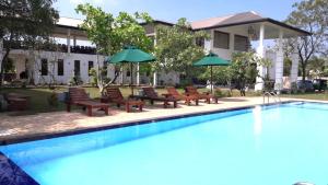 The swimming pool at or close to Four Points Resort - Anuradhapura