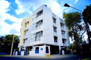Gallery image of UNNATHI SUITES in Mysore