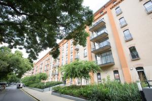 The building in which Az apartmant is located