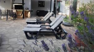 Fotografia z galérie ubytovania Lavender Hill Hvar Villa - pool, jacuzzi,sauna,BBQ v Starom Grade