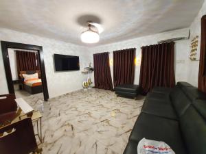 Televisyen dan/atau pusat hiburan di CG Apartments Metro