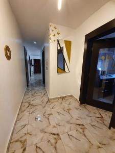 Gambar di galeri bagi CG Apartments Metro di Ikeja